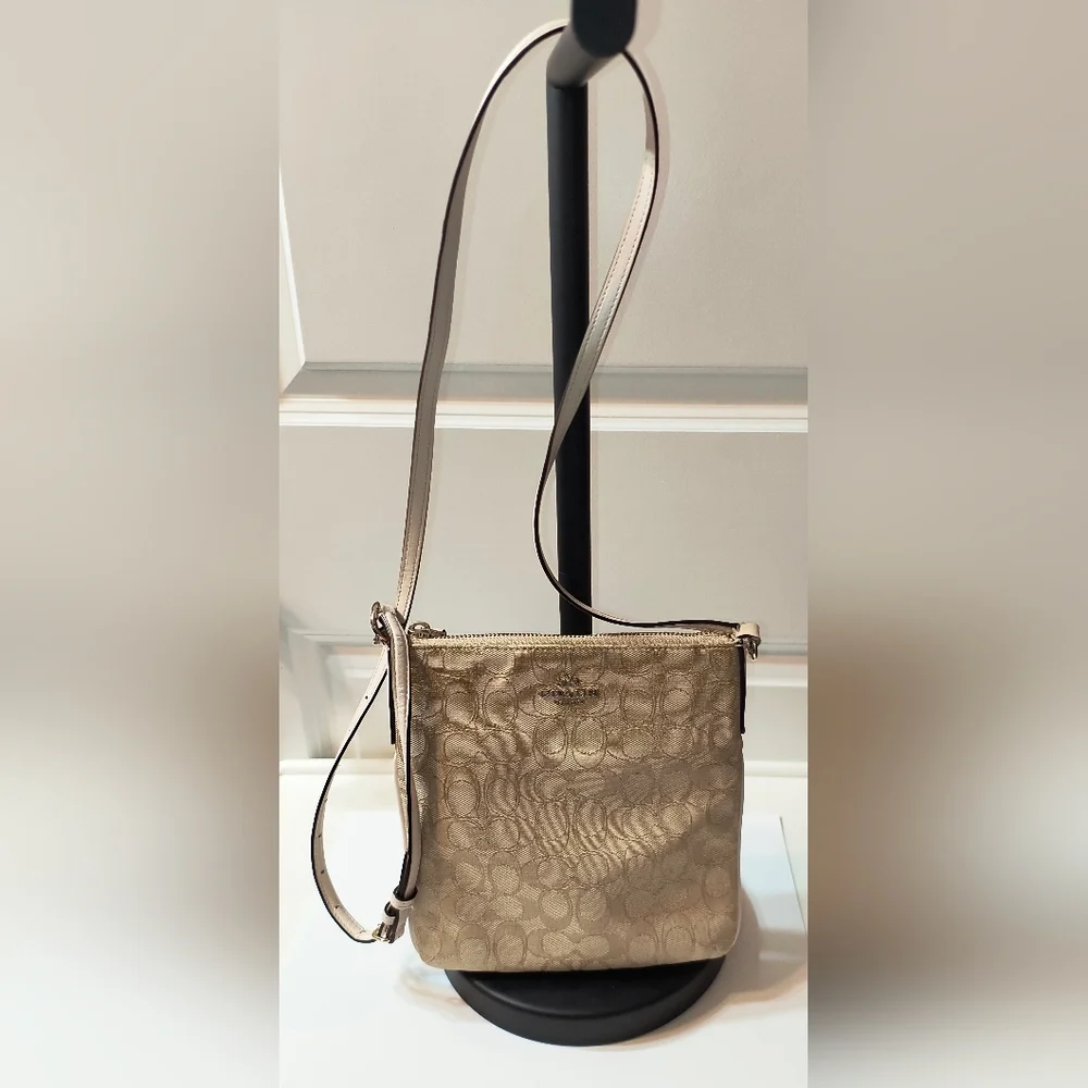 Coach North-South Crossbody Bag Beige Canvas White Trim - Picture 2 of 6